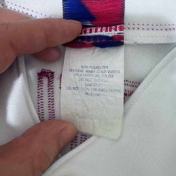 Majestic White and Red Baseball Jersey Classic Design - Picture 5 of 5